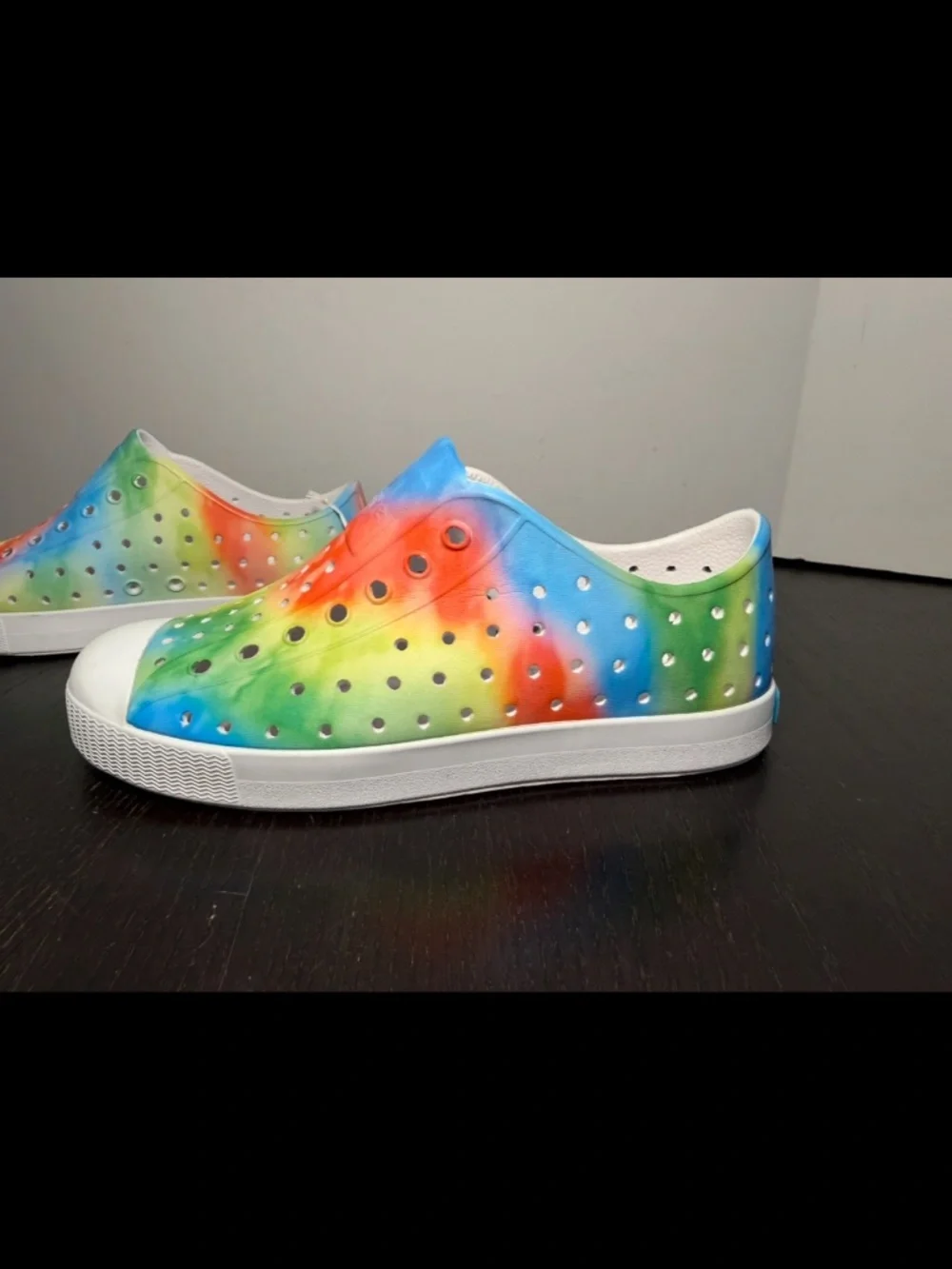 Native Jefferson Print Shoes Rainbow Multi Tie Dye Big Kids US J1/EU 32.5